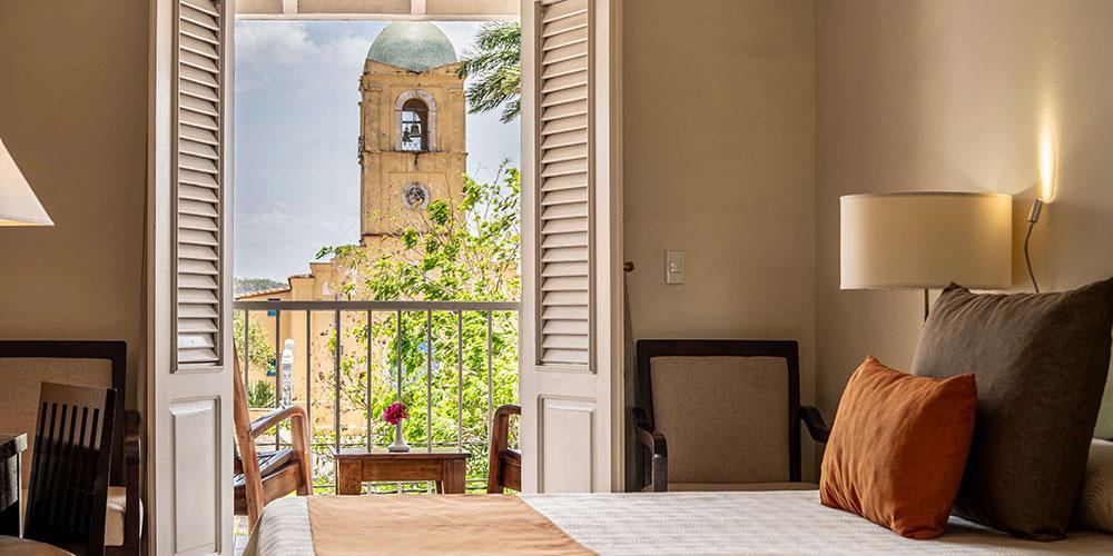 Deluxe Balcony Room