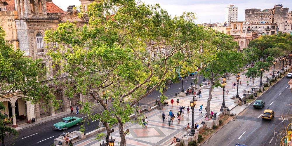 Caminada a lo largo de la Via del Prado