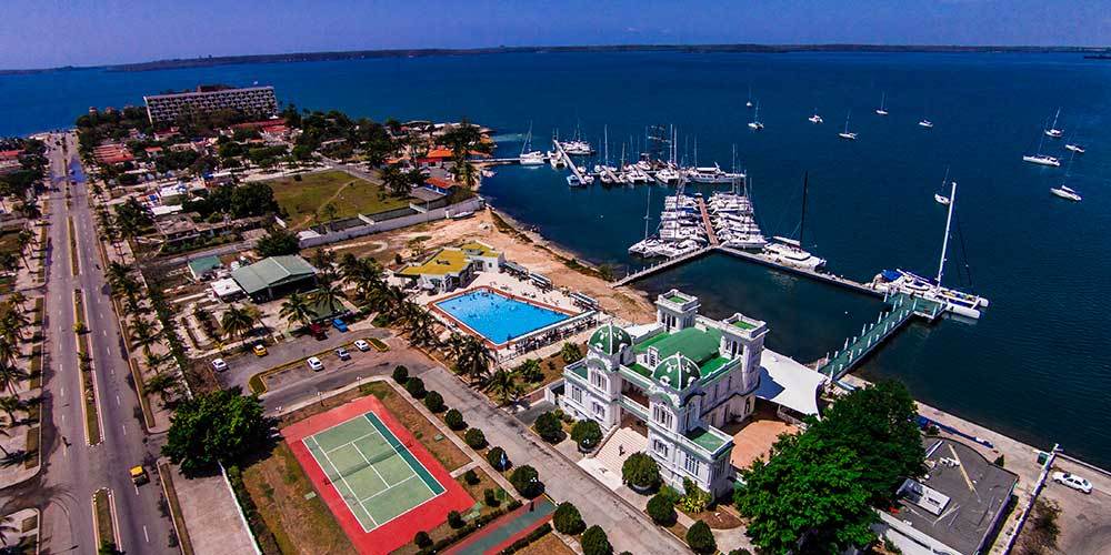 Paseo marítimo en Cienfuegos